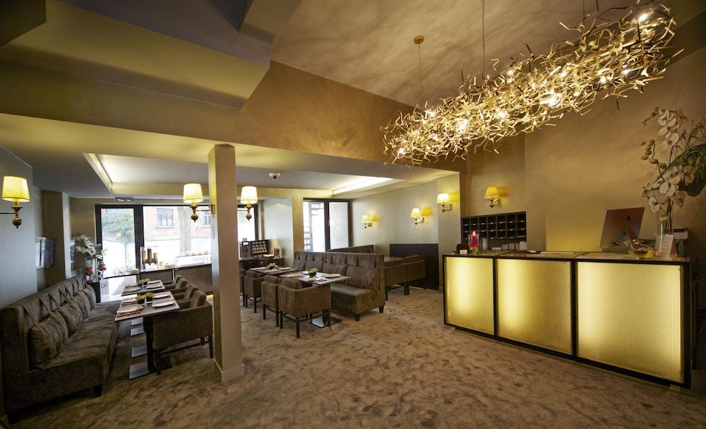 Hotel The Neufchatel Saint-Gilles Eksteriør billede
