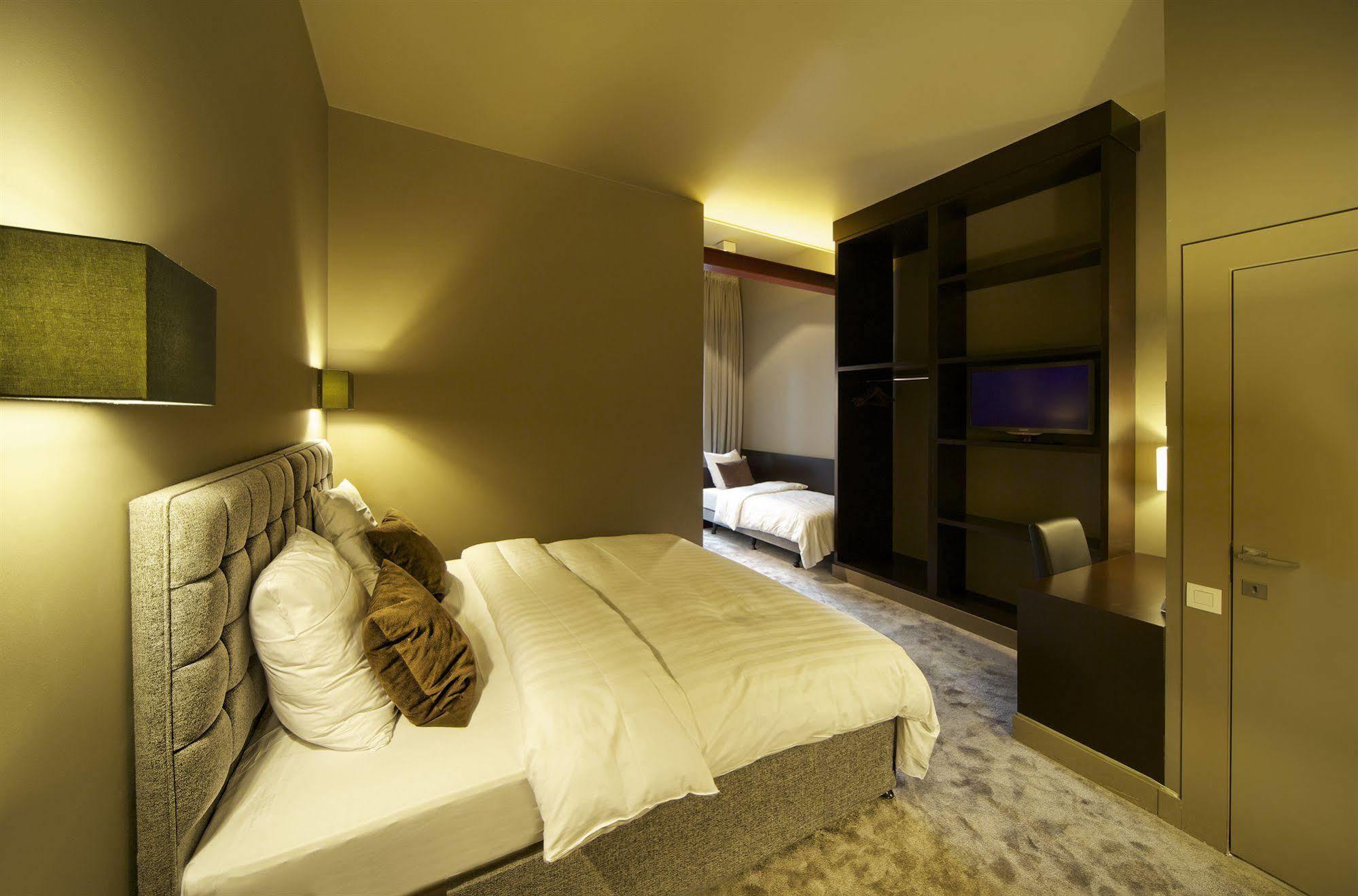 Hotel The Neufchatel Saint-Gilles Eksteriør billede